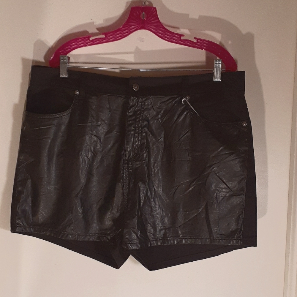 Exocet women's shorts